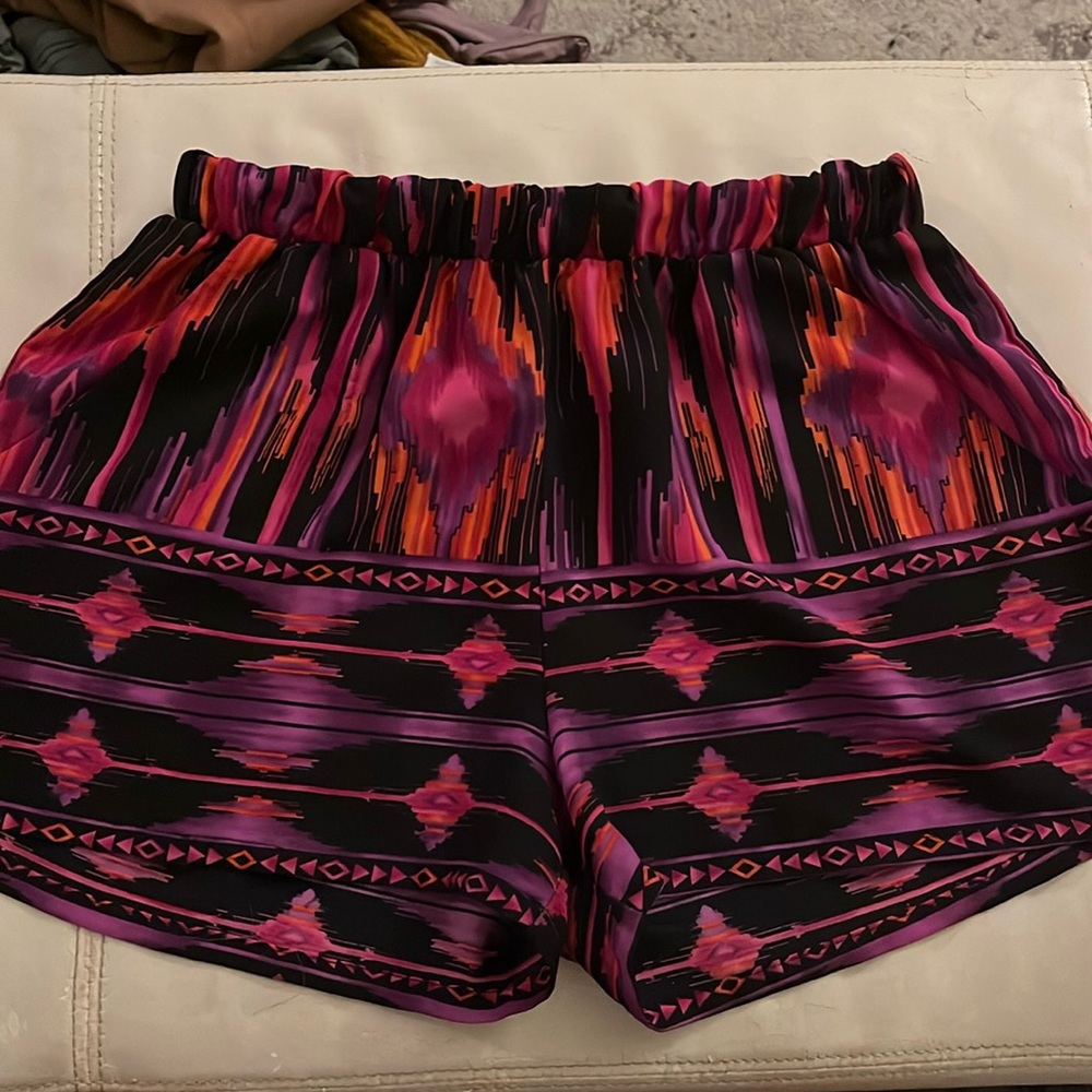 Pull on shorts